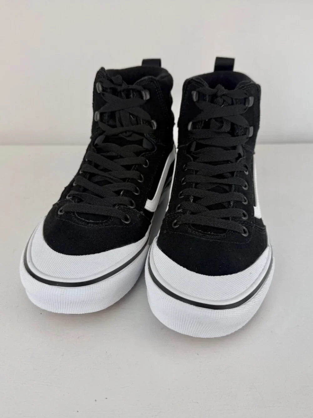 Women's 9.5 - Vans Ashwood Hi Vansguard Suede - Water-Resistant High Top Sneaker